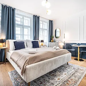  Apartment Beautifully Renovated At Lesser Town Czech Republic